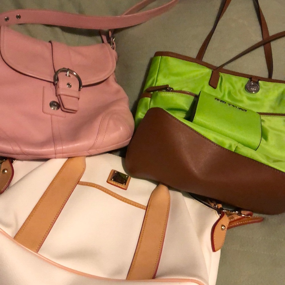 Purse, totes, cross bo